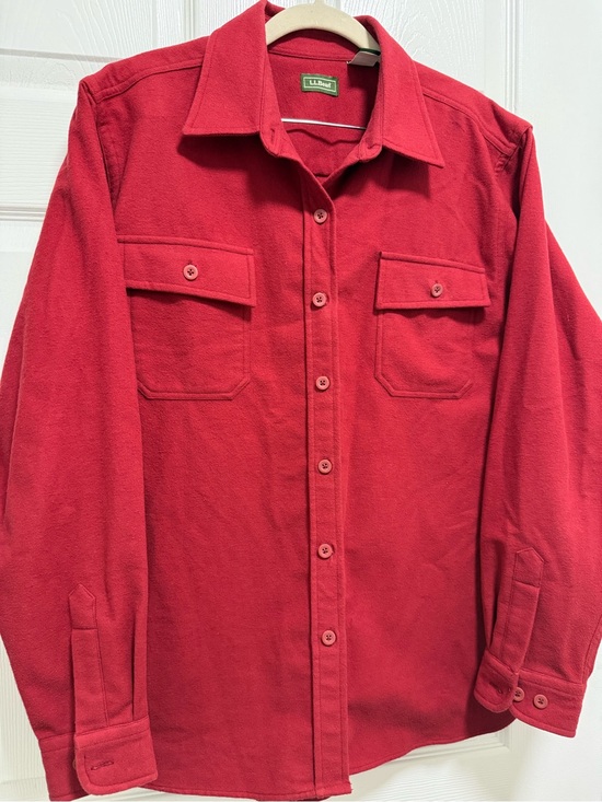 L.L. Bean Tops - L.L. Bean Womens Pocket Red Long Sleeve Chamois Cloth Size L Y2K